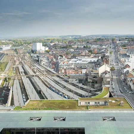 15eme Droite - Tour Perret - Centre-ville - 4 Etoiles