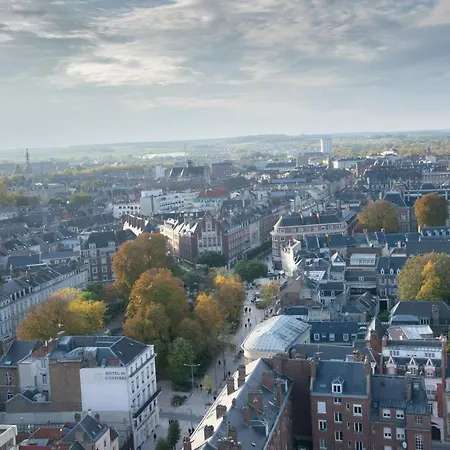 15eme Droite - Tour Perret - Centre-ville - 4 Etoiles לינה וארוחת בוקר אמיינס