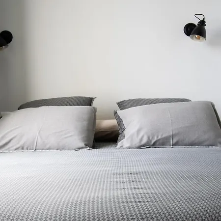 15eme Droite - Tour Perret - Centre-ville - 4 Etoiles Alojamento de Acomodação e Pequeno-almoço Amiens