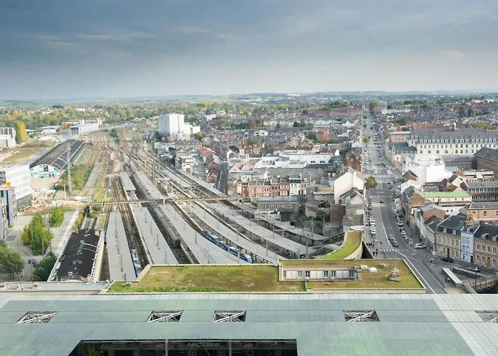 15eme Droite - Tour Perret - Centre-ville - 4 Etoiles